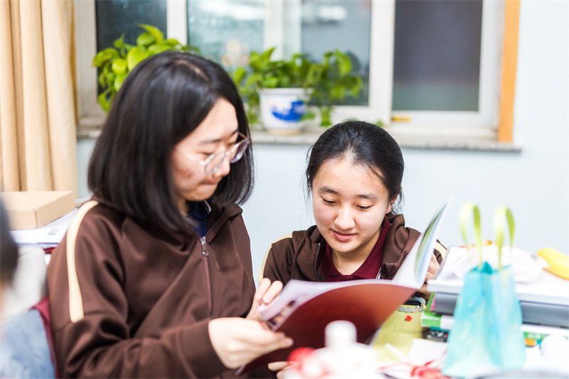 英华概况