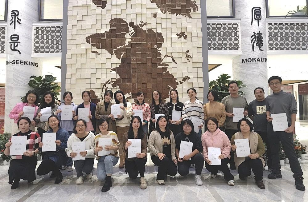 帮助他们在小学到高中的重要过渡时期